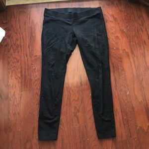 Target Liz Lange Maternity Black Leggings 🤰🏻